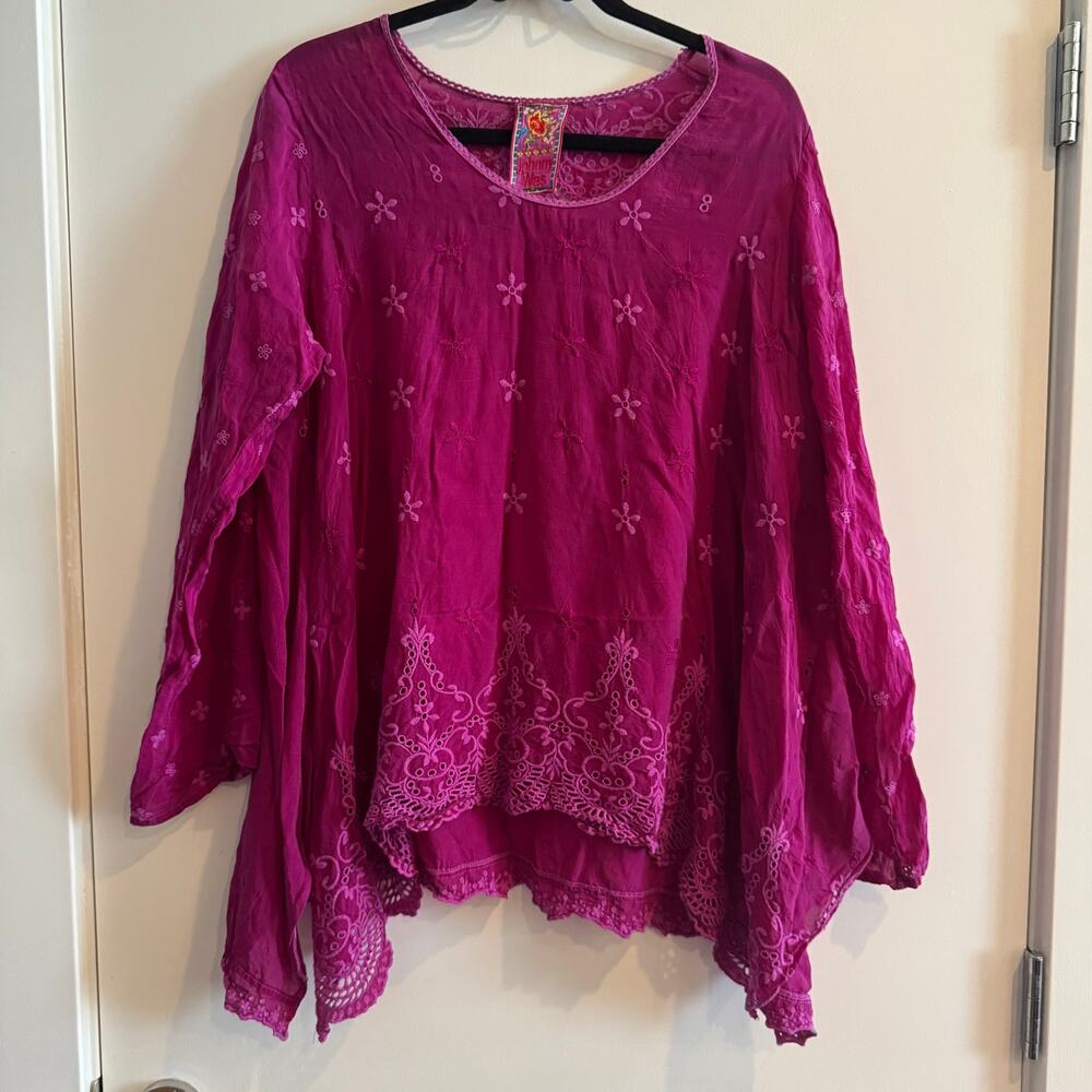 Johnny Was Embroidered Floral Eyelet Top Pink Asymmetrical Long Sleeve Sz M